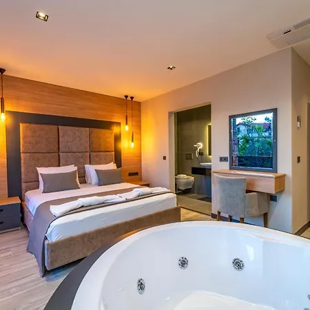 Tierra Detached Ultra Luxurious